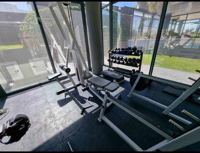2 BEDROOM APARTMENT FOR SALE IN TABLE VIEW